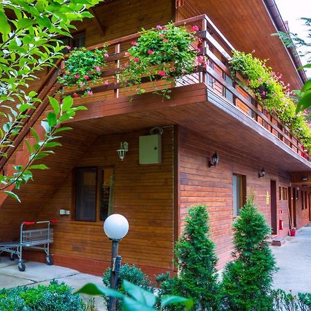 Pensiunea Casa Verde Bucuresti المظهر الخارجي الصورة